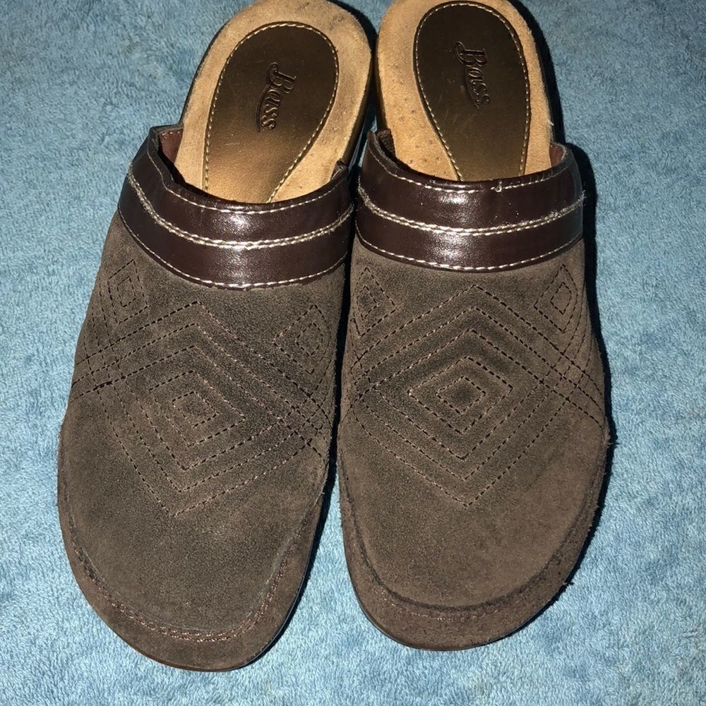 ⬇️Bass Slip on Clogs